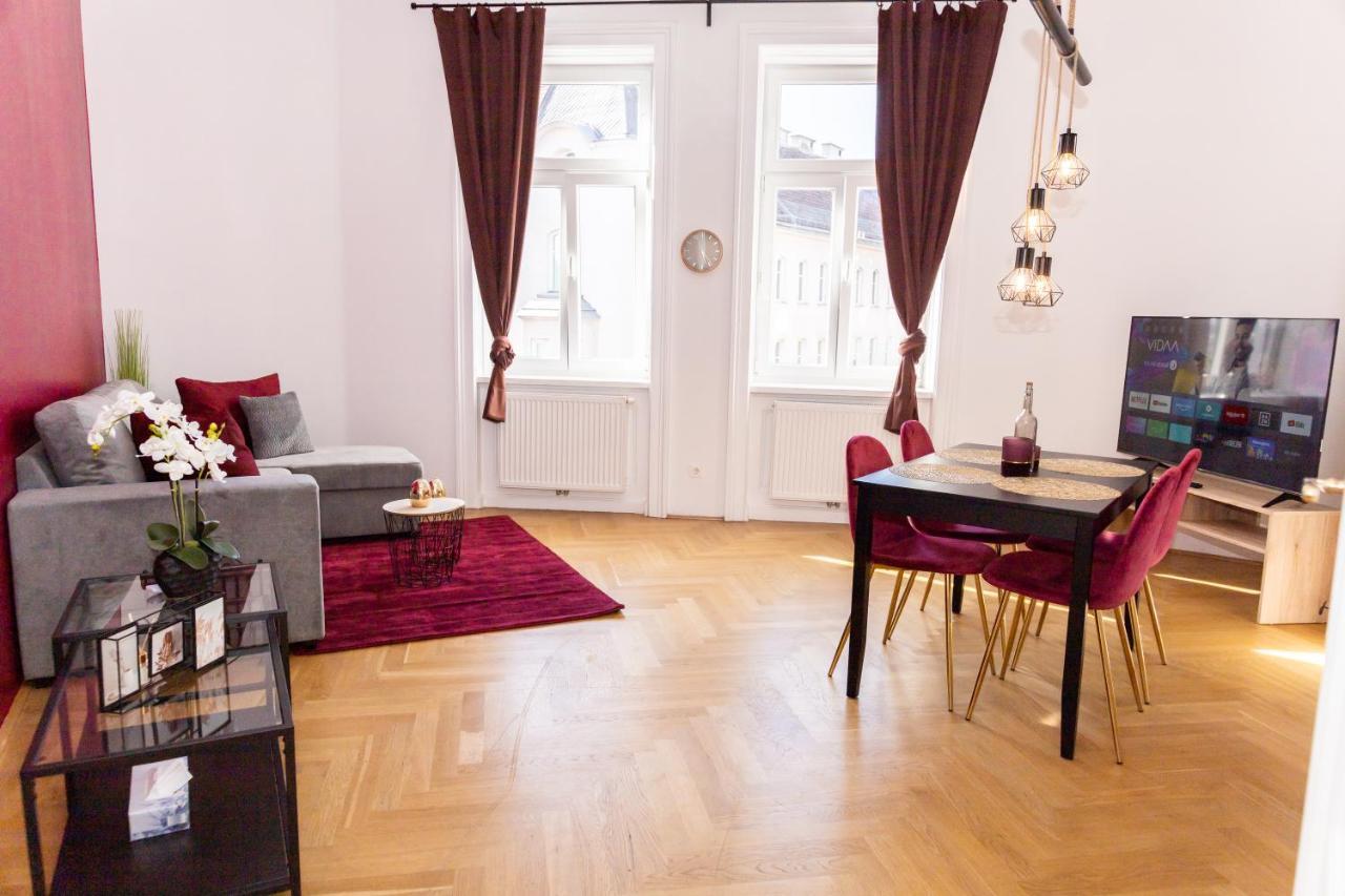 Luxe View Schoenbrunn Suite Viena Exterior foto